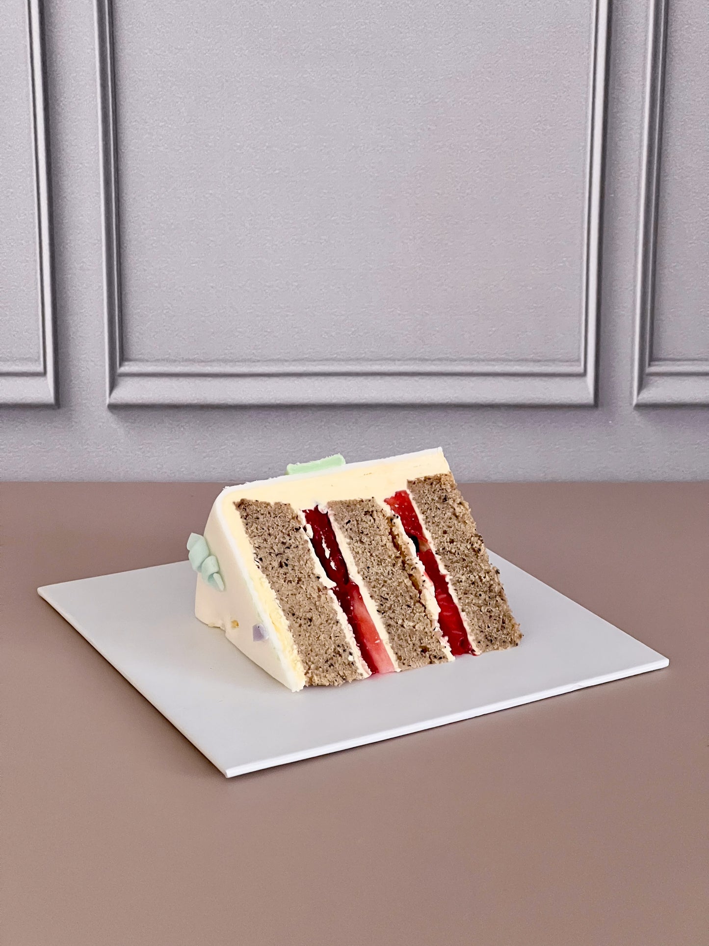 Ribbon Bow Cake